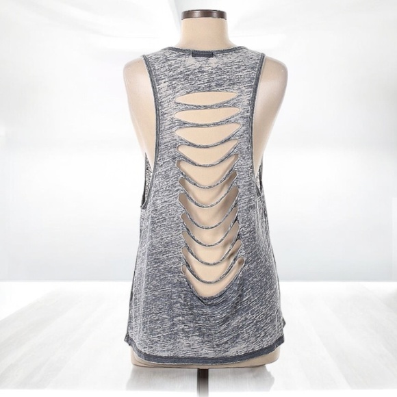 Popular 21 Graphic Distressed Tank | SIZE M - Picture 3 of 7